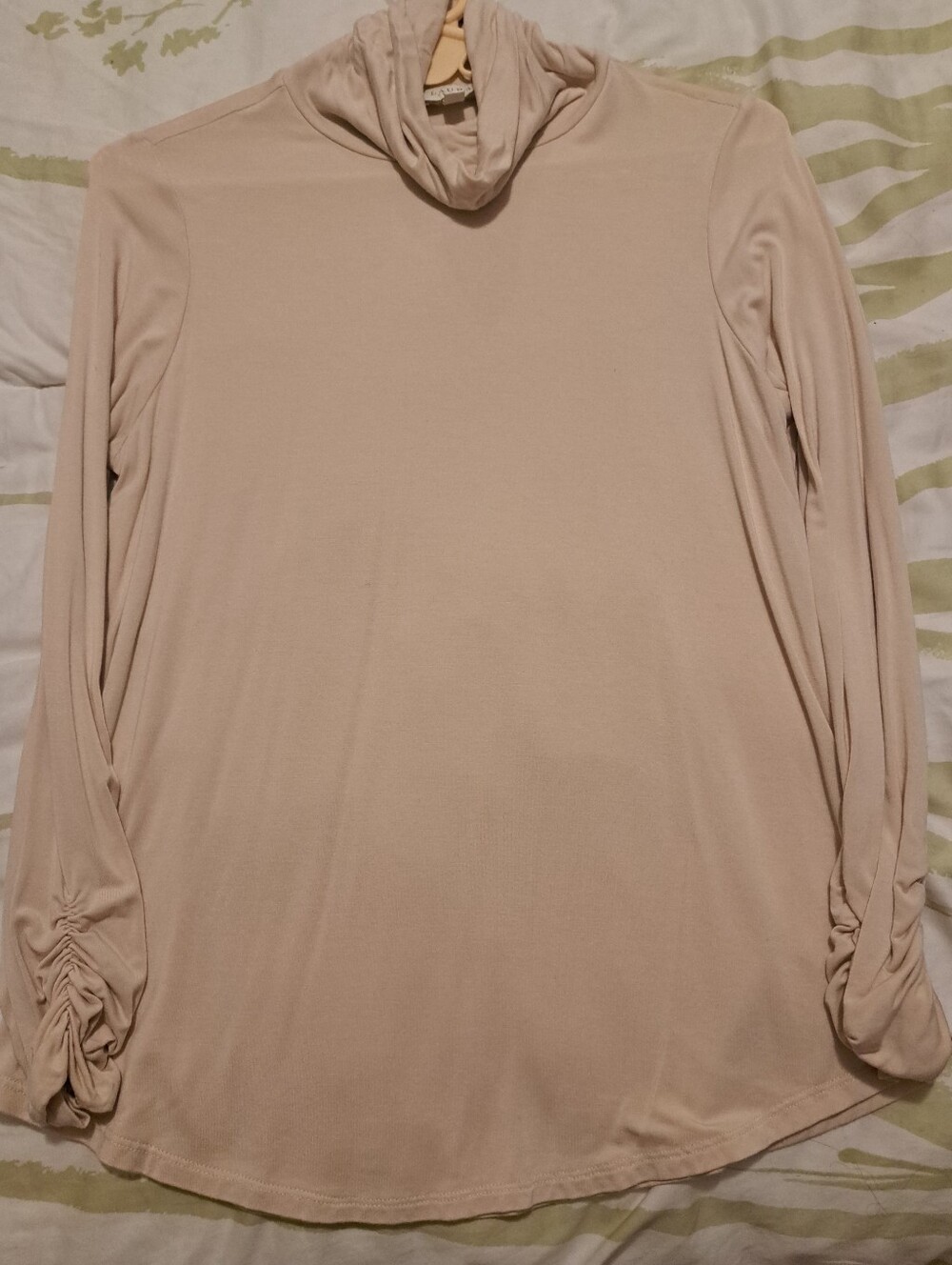 Laura Petites Light Beige Long-Sleeve Turtleneck Top